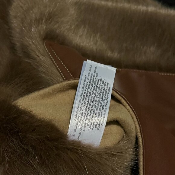 NWT Burberry Cashmere-lined Faux Fur Stole/Wrap - Picture 14 of 16